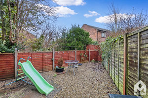 Photo 8- click for photo gallery